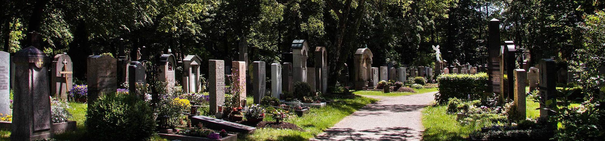 Friedhof Grabsteine